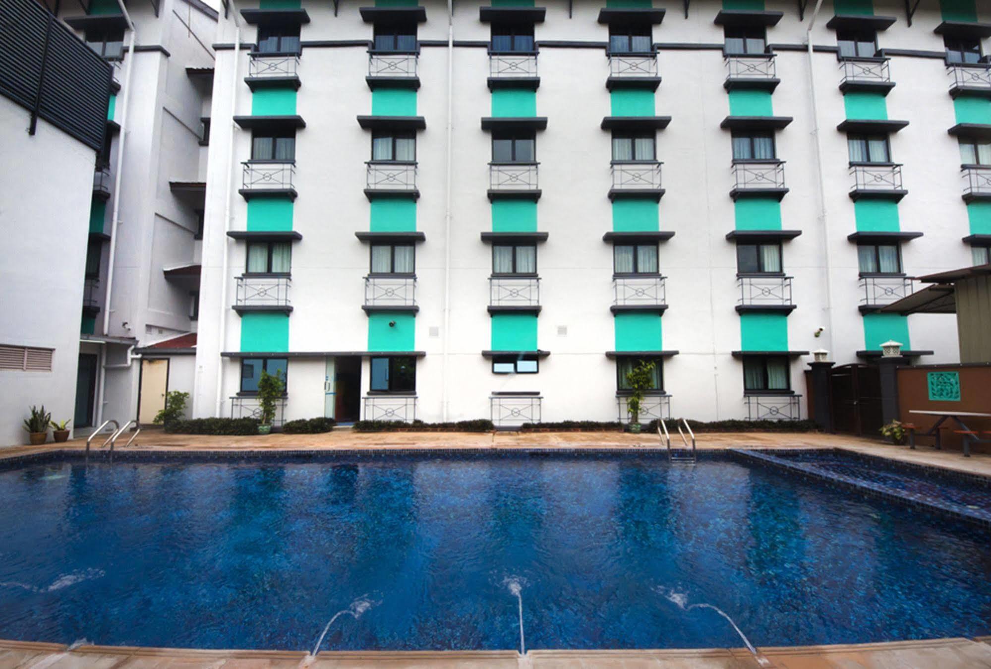 Merrida Hotel Klang Esterno foto