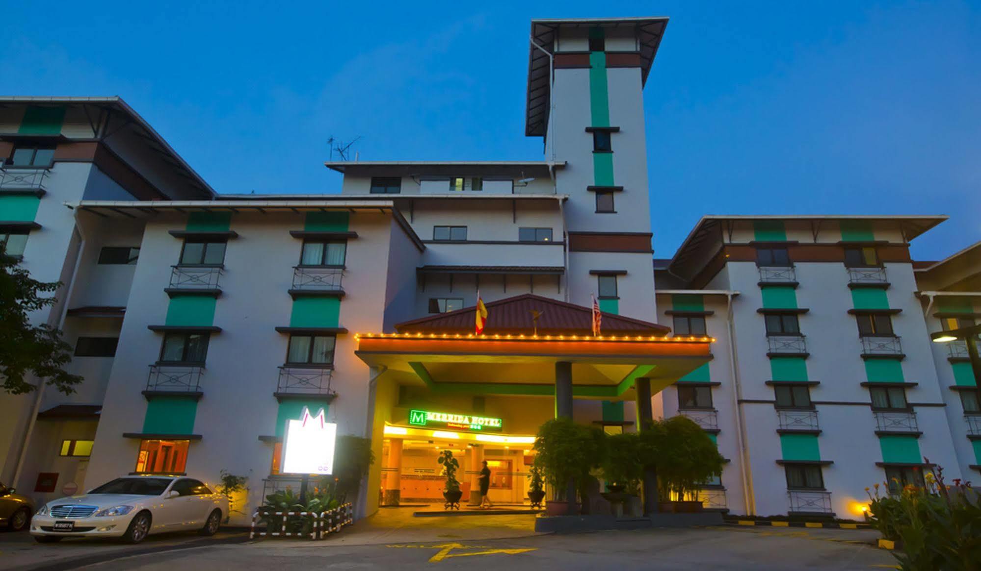 Merrida Hotel Klang Esterno foto