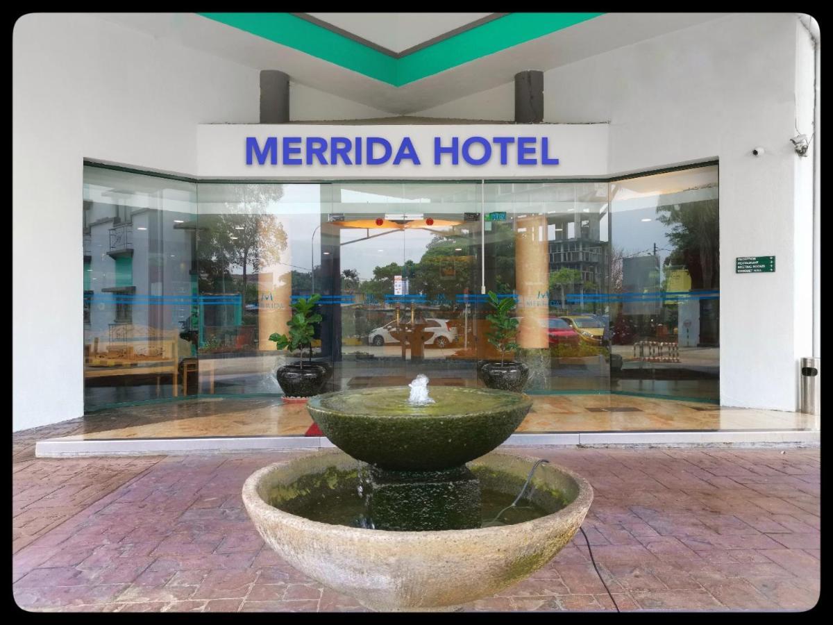 Merrida Hotel Klang Esterno foto