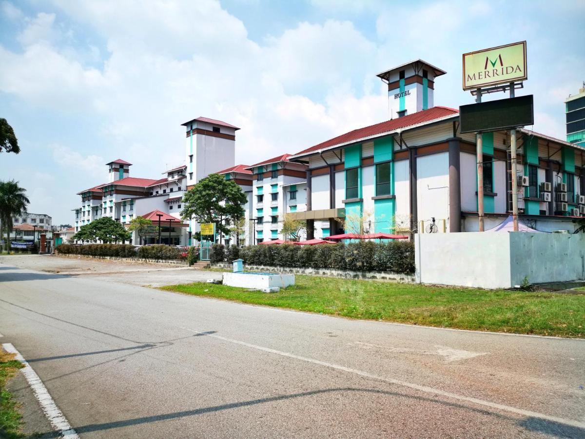 Merrida Hotel Klang Esterno foto