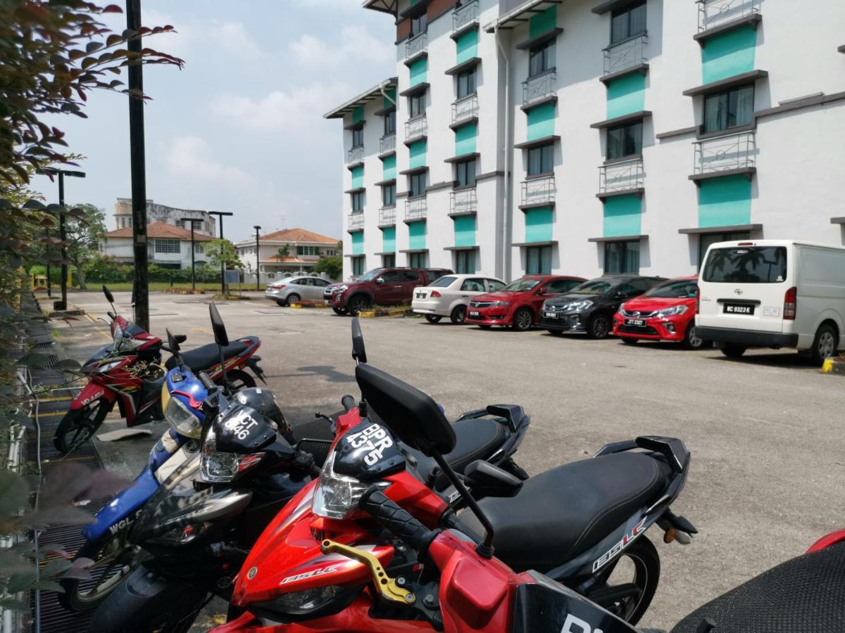 Merrida Hotel Klang Esterno foto
